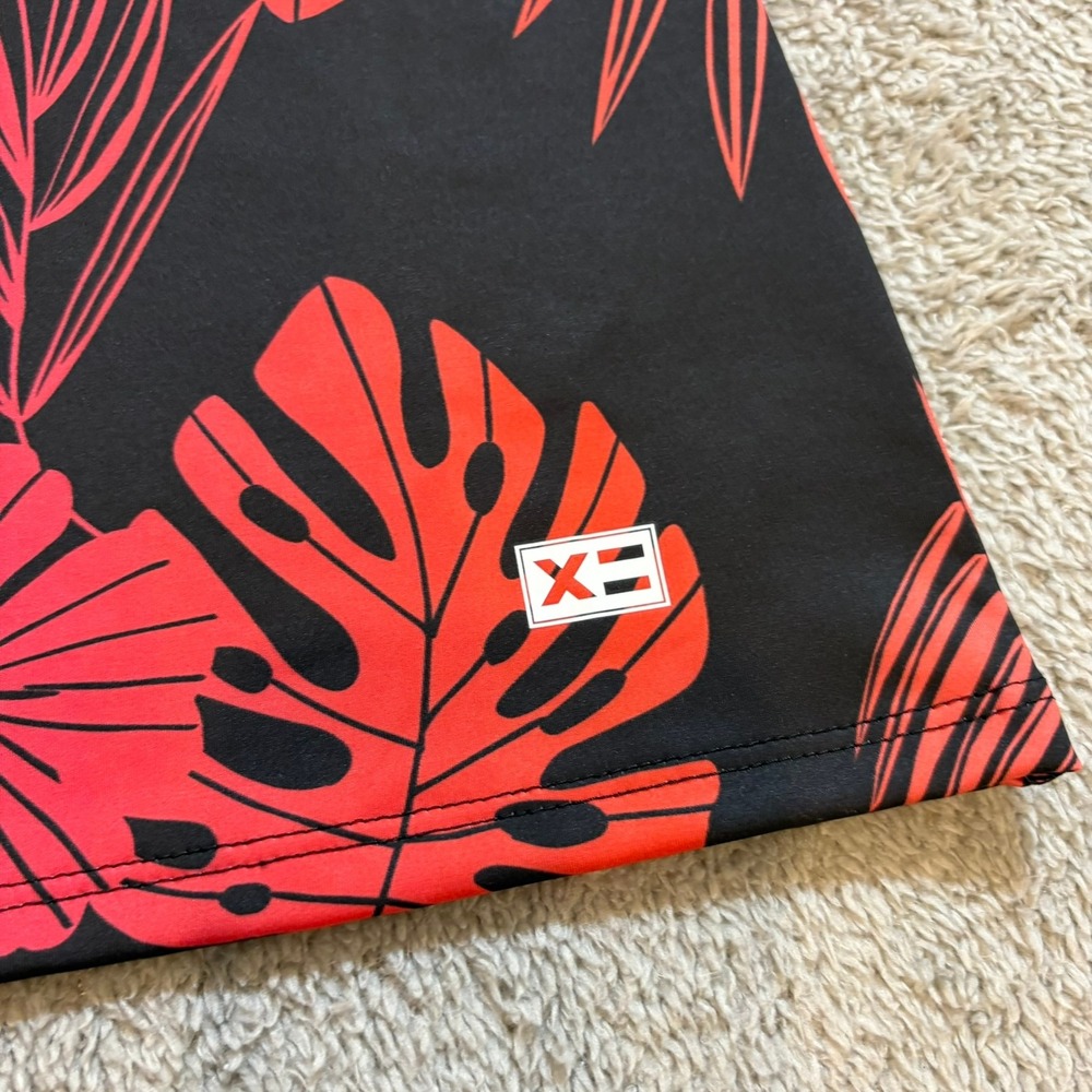 TomboyX Performance Tank L/XL Tropical Floral Athletic Muscle Top Gender Neutral - Picture 7 of 10